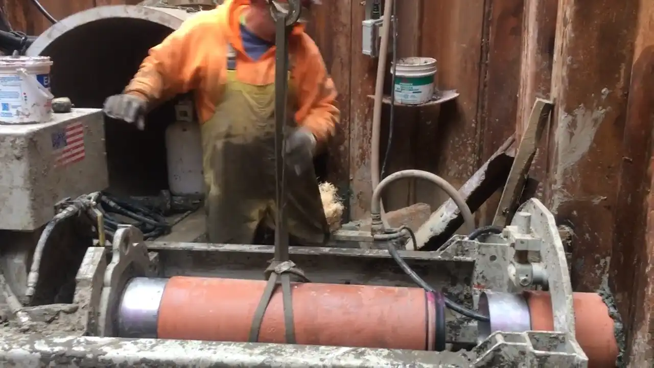 homing the joint pushing pipe